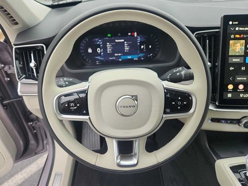 Used 2026 Volvo XC90 B6 Ultra w/ Protection Package Premier AWD/4WD image 18