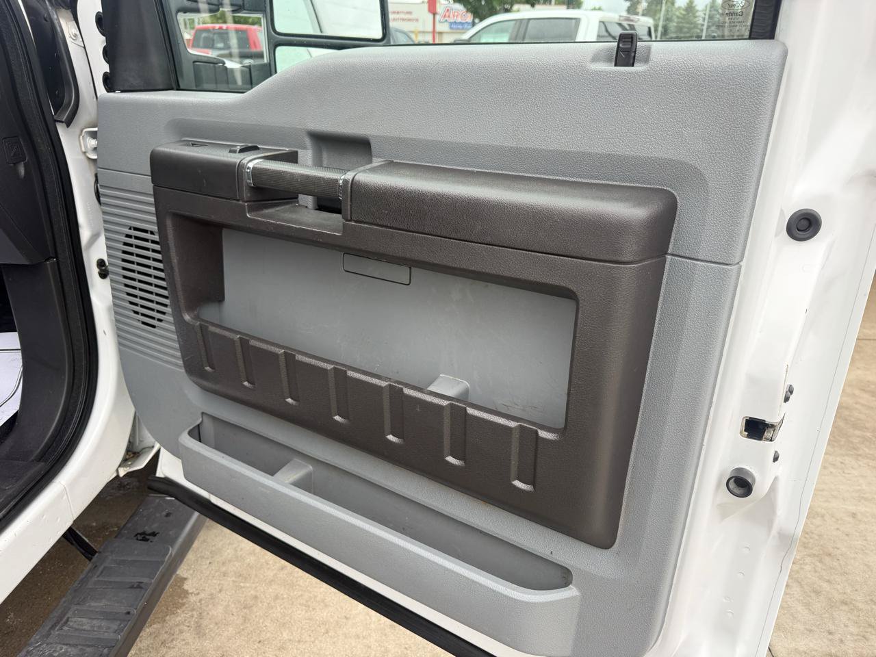 Used 2015 Ford F250 XL w/ Power Equipment Group AWD/4WD image 12