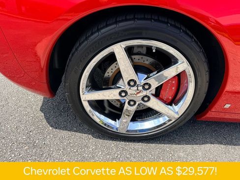 Used 2006 Chevrolet Corvette Coupe w/ Preferred Equipment Group RWD image 31