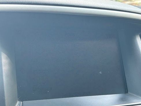 Used 2020 Nissan Pathfinder S FWD image 15