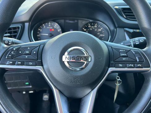 Used 2018 Nissan Rogue Sport S FWD image 28