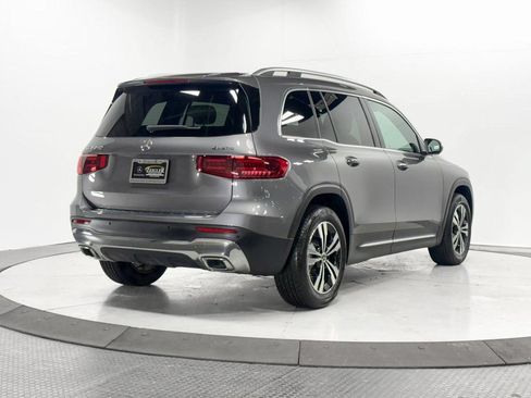 Used 2026 Mercedes-Benz GLB 250 4MATIC image 30