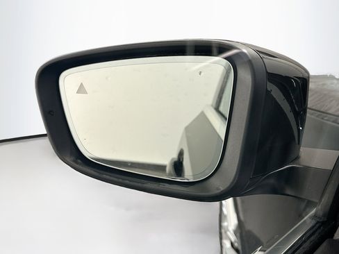 Used 2025 BMW 330i xDrive Sedan image 16