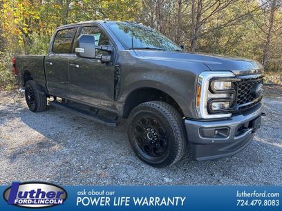 New 2026 Ford F350 Lariat w/ Black Appearance Package