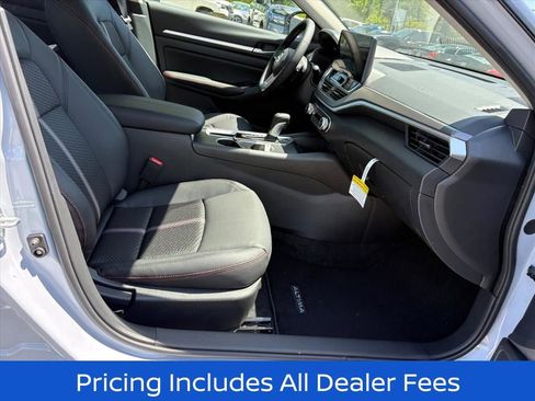 New 2026 Nissan Altima 2.5 SR FWD image 19