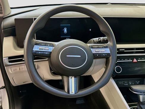 Used 2025 Hyundai Tucson SEL image 18