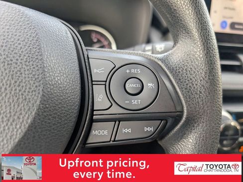 Used 2024 Toyota RAV4 XLE image 17