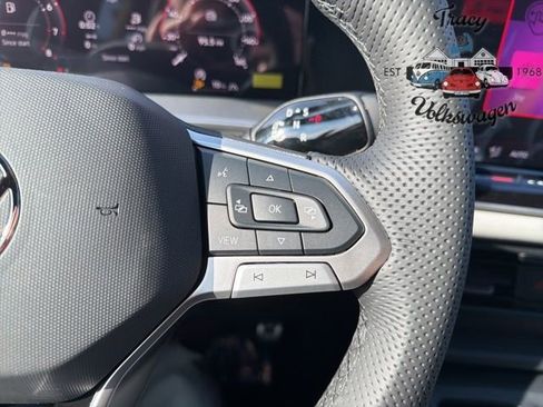 New 2026 Volkswagen Tiguan SE R-Line image 15