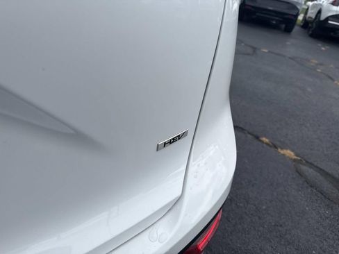 Used 2025 Kia Niro LX FWD image 6
