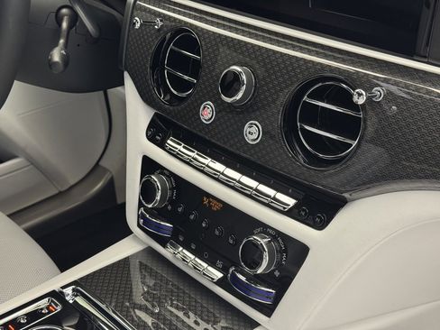 Certified 2023 Rolls-Royce Ghost Black Badge w/ Black Badge Ghost Package image 79