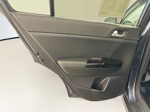 Used 2018 Kia Sportage EX w/ EX Premium Package image 27