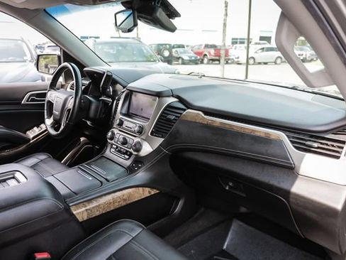 Used 2017 GMC Yukon XL Denali w/ Open Road Package AWD/4WD image 56