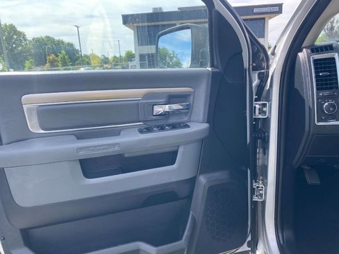 Used 2015 RAM 1500 Big Horn AWD/4WD image 23