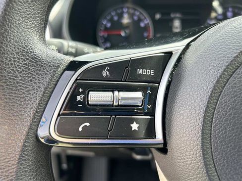 Used 2024 Kia Forte LXS image 23