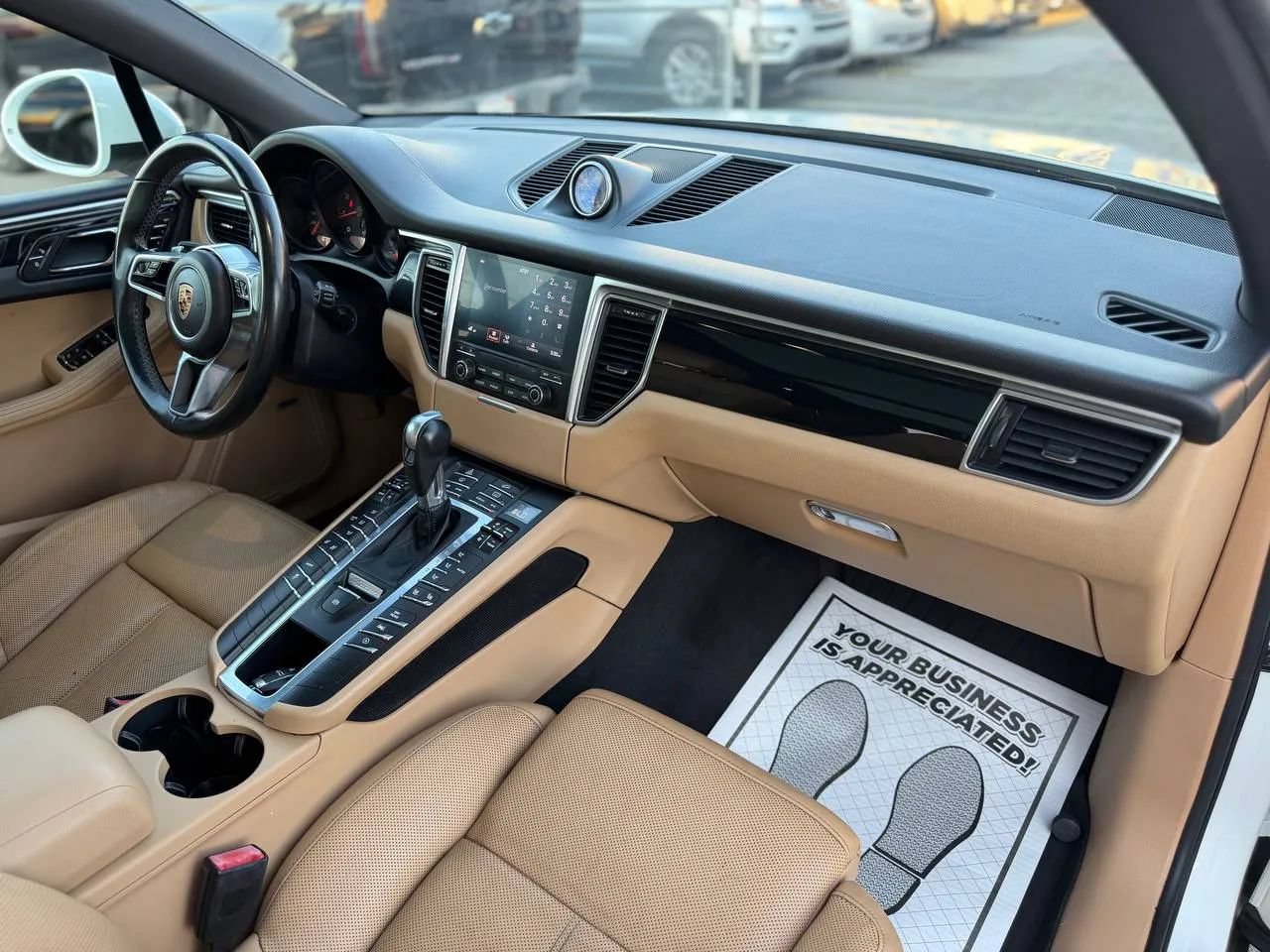 Used 2017 Porsche Macan AWD/4WD image 47