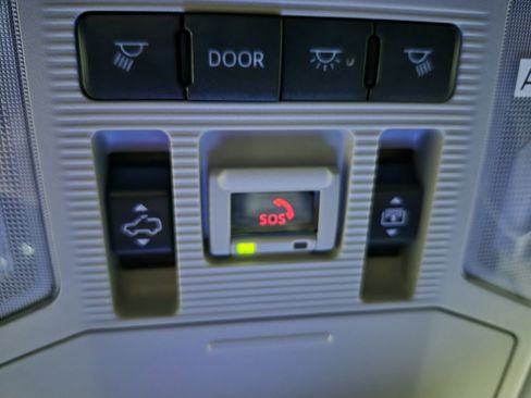 New 2025 Toyota RAV4 Limited image 30