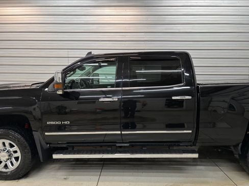 Used 2017 Chevrolet Silverado 2500 LTZ w/ Z71 Package, Off-Road AWD/4WD image 7