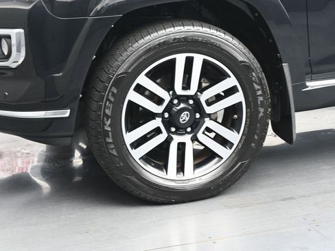 Used 2018 Toyota 4Runner Limited AWD/4WD image 12