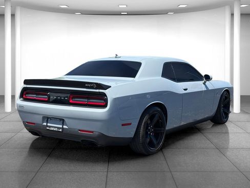 Used 2022 Dodge Challenger SRT Hellcat w/ Plus Package RWD image 7