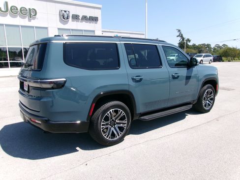 New 2026 Jeep Grand Wagoneer 4WD image 4