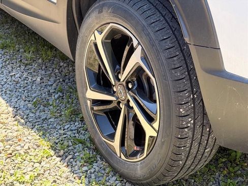 Used 2022 Chevrolet TrailBlazer RS AWD/4WD image 12