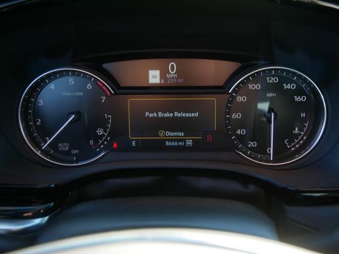 Used 2025 Cadillac XT5 Premium Luxury w/ LPO, Floor Liner Package AWD/4WD image 40