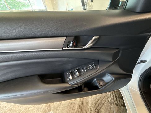 Used 2021 Honda Accord LX image 15