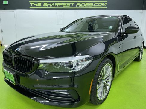 Used 2018 BMW 530e w/ Premium Package 2 RWD image 5