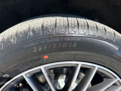 Used 2023 Mercedes-Benz GLC 300 4MATIC image 31