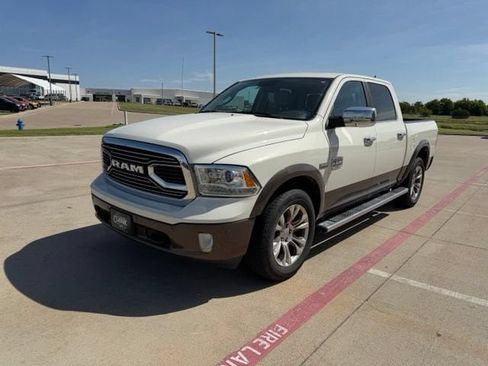 Used 2018 RAM 1500 Laramie Longhorn w/ Longhorn Southfork Package AWD/4WD image 8