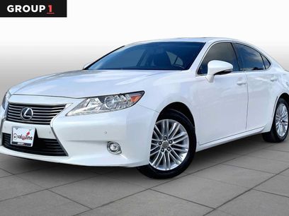 Used 2014 Lexus ES 350 w/ Luxury Package