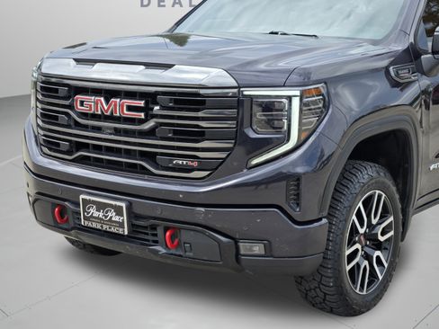 Used 2023 GMC Sierra 1500 AT4 w/ AT4 Premium Package AWD/4WD image 34