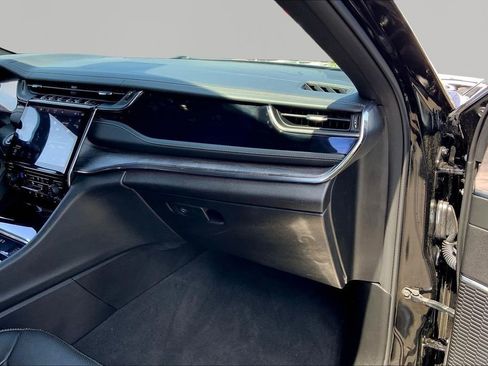 Used 2023 Jeep Grand Cherokee L Overland image 19