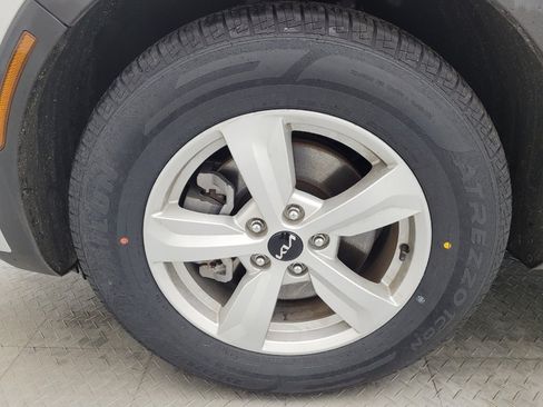 Used 2022 Kia Sorento LX FWD image 31