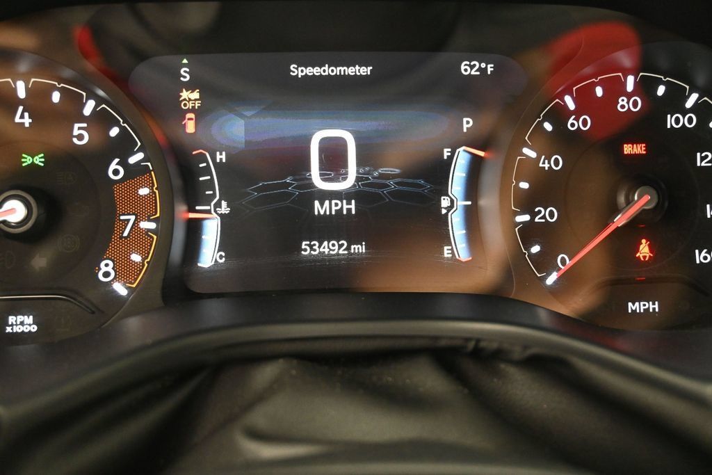 Used 2025 Jeep Compass Limited AWD/4WD image 29