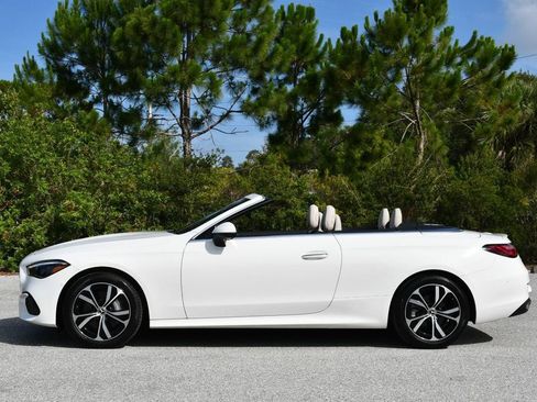 Used 2024 Mercedes-Benz CLE 300 4MATIC Cabriolet image 30