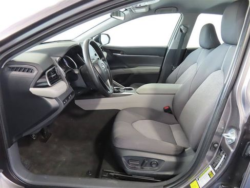 Used 2023 Toyota Camry LE FWD image 12
