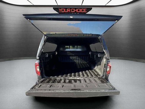 Used 2017 GMC Sierra 1500 SLT image 24