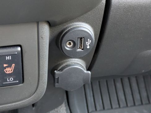 Used 2018 Nissan Frontier SV w/ Value Truck Package image 30