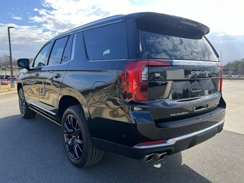 Used 2025 GMC Yukon Denali w/ Sun & Power Step Package image 7