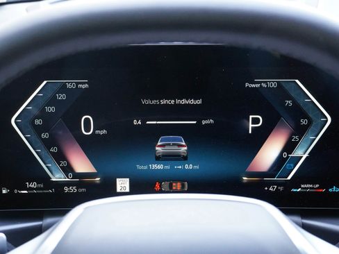 Certified 2025 BMW 330i Sedan RWD image 19