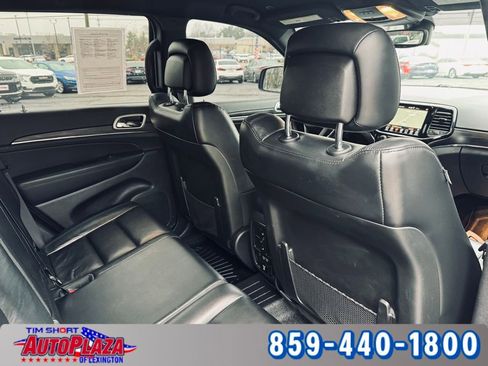 Used 2019 Jeep Grand Cherokee Limited image 46