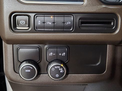 Used 2021 Chevrolet Tahoe LT RWD image 41