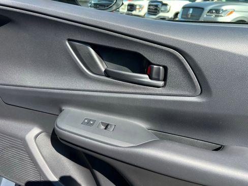 Used 2024 Toyota Prius Prime SE image 49