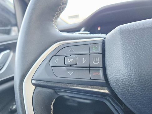 Used 2023 Jeep Grand Cherokee Altitude image 20