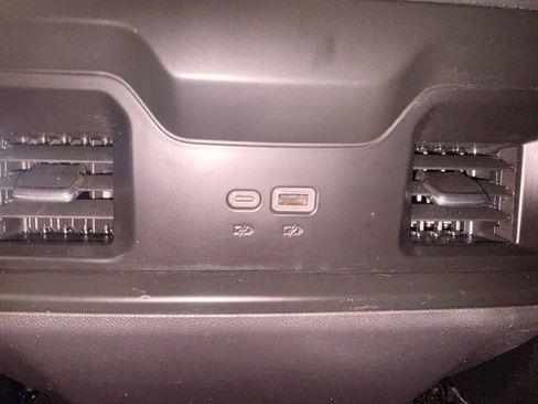 Used 2022 Chevrolet Silverado 1500 LT Trail Boss w/ Convenience Package II AWD/4WD image 22
