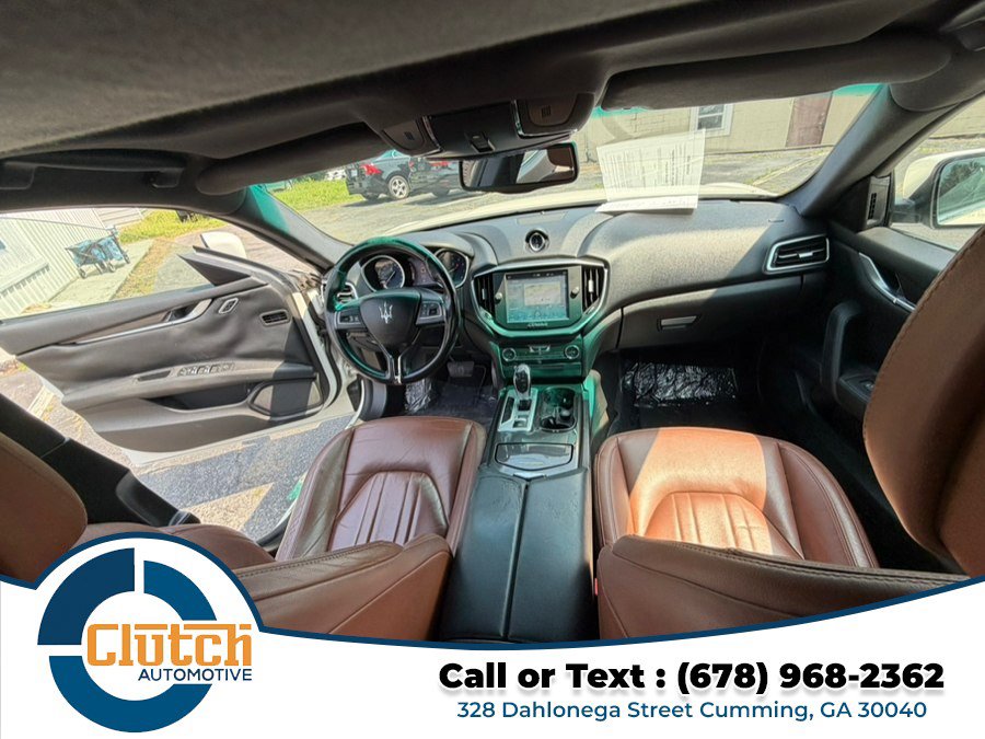Used 2015 Maserati Ghibli RWD image 25