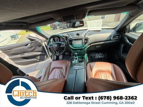 Used 2015 Maserati Ghibli RWD image 25