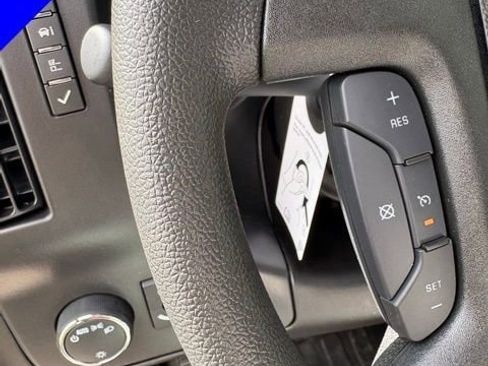 New 2026 Chevrolet Express 2500 RWD image 12