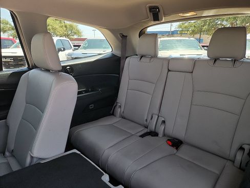 Used 2022 Honda Pilot Special Edition image 12